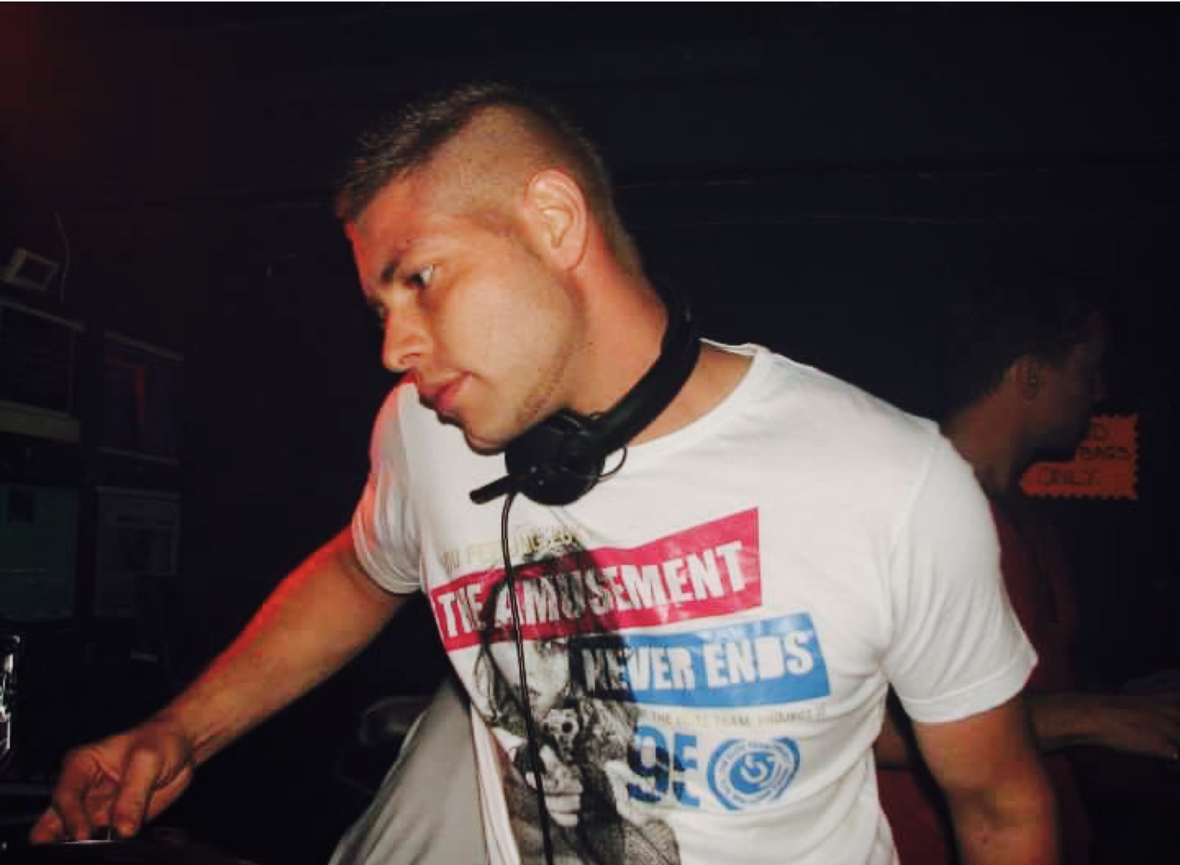 F7663DDF-0939-42F2-900B-5A645741E0B1