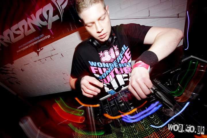 FC8515E4-8AFE-4DCF-87E2-8A525BB6C22B